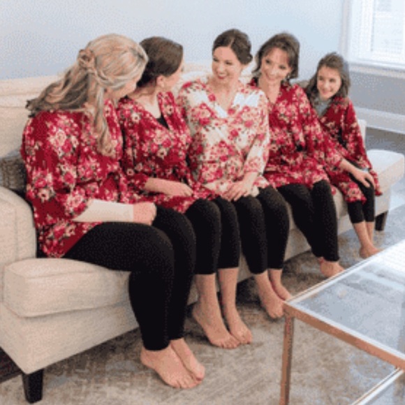 NWT Kennedy Blue Floral Bridesmaid Robe - Bordeaux - Picture 2 of 7